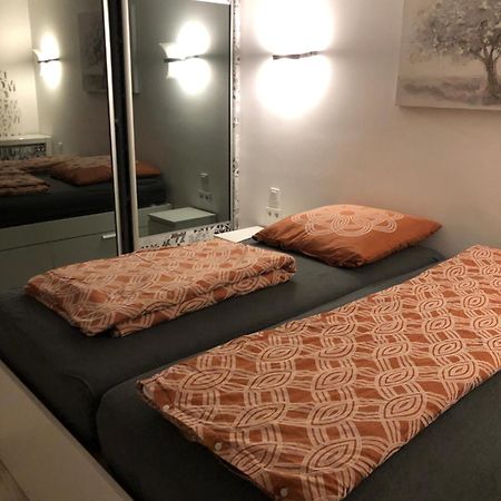 Wunderschoenes 2 Zimmer Apartment Zentrum Goldstadt Pforzheim Eksteriør bilde